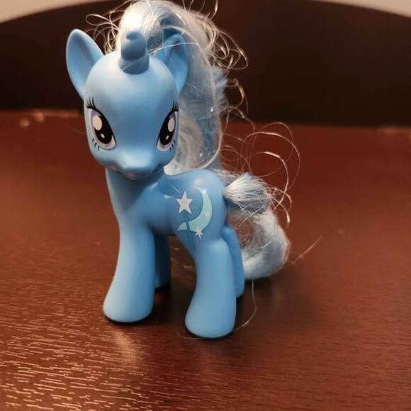 My Little Pony G4 Trixie Lulamoon 2010 - Picture 1 of 10